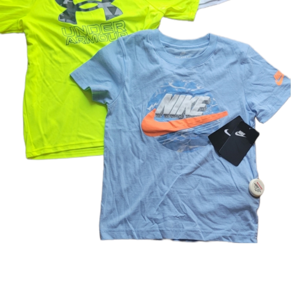 T shirts Medium 12 years old 14 years